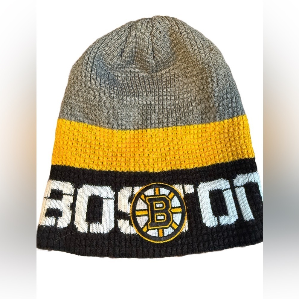 Boston Bruins Hockey NHL Reebok Center Ice Collection Beanie EUC
